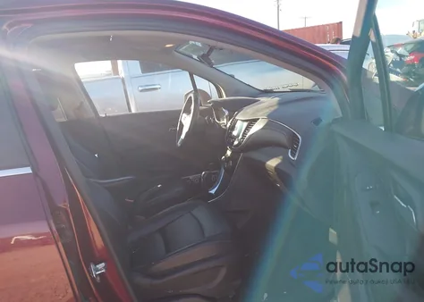 2017 Chevrolet Trax Premier из США, поврежденный, VIN 3GNCJRSB1HL197697